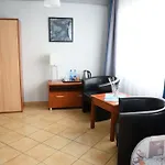 埃尔达2号酒店 酒店