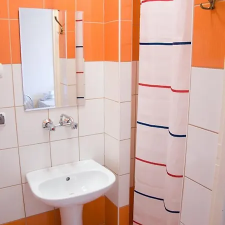 Otel Elda 2 2*
