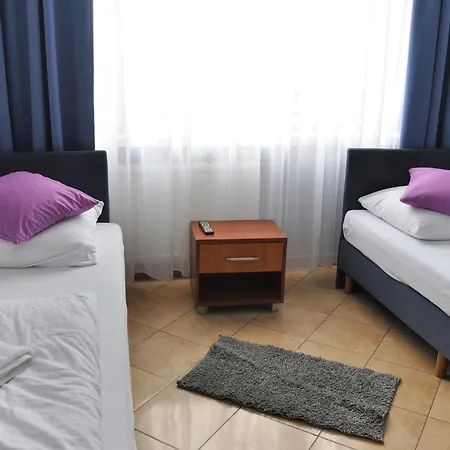 Otel Elda 2 2*